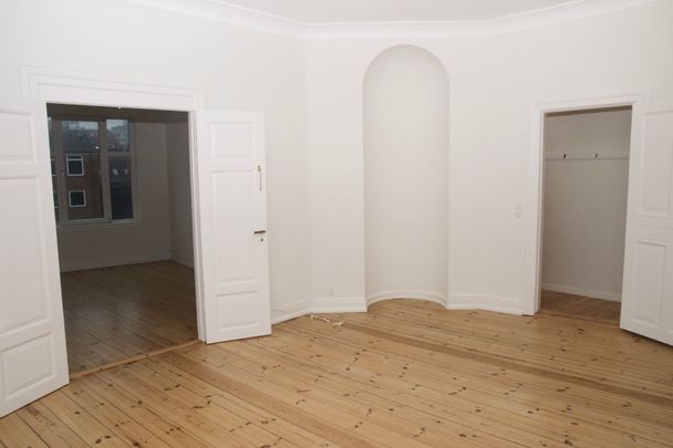 5-værelses lejlighed i hjertet af Aalborg - Photo 1