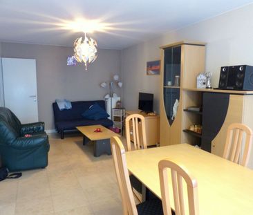 Gelijkvloers 2-slpk.-app. met terras in centrum Hasselt. - Photo 5