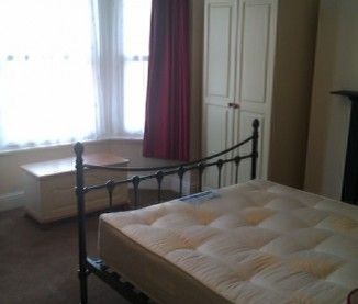 5 Bed Fully Furnished Student Townhouse - Photo 1