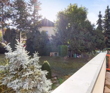 Nabízíme k pronájmu zařízený rodinný dům 5+2 se dvěma balkony a pro... - Photo 5