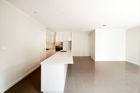 Spacious Home in Crace - Photo 2
