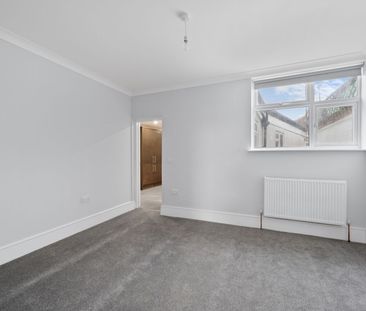 Church Hill Road, Cheam, SM3 - Photo 2