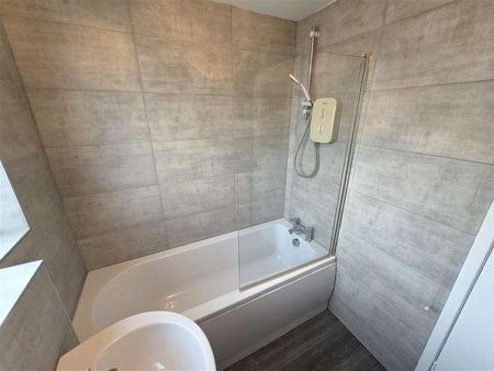 Glen Isla, St Leonards, East Kilbride, G74 - Photo 4