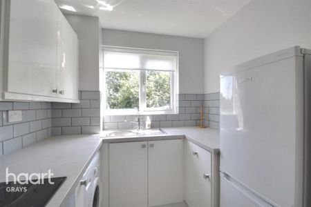 1 bedroom flat to rent - Photo 5