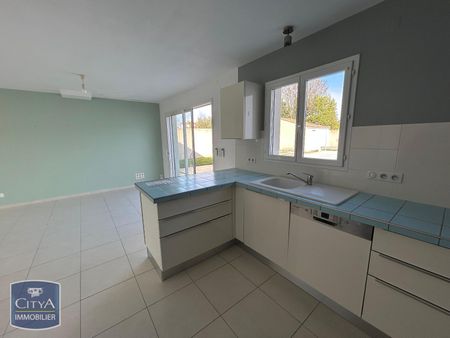 Location Maison 4 pièces 87m² PERIGNY 17180 - Photo 5