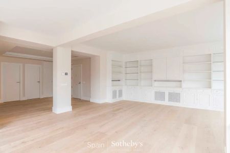Apartamento de alquiler en Avenida del General Perón, Cuatro Caminos - Azca - Photo 4