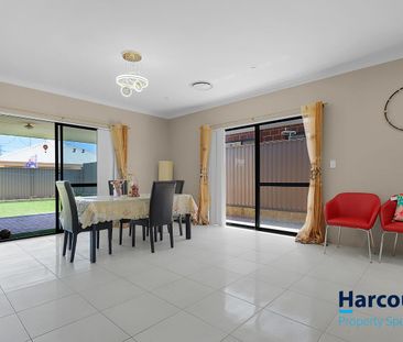 Relax, Entertain & Enjoy - The Perfect Home for Modern Living - Photo 5