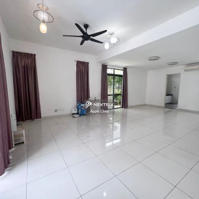 Eco Summer, Kingston 2-Storey Terrace House - Foto 1