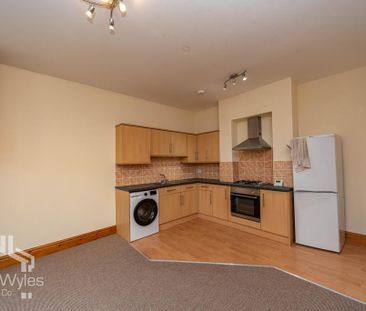 2 bedroom flat to rent - Photo 6