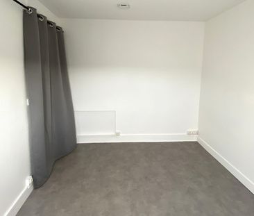 Location Appartement 3 pièces 48m² - Photo 4