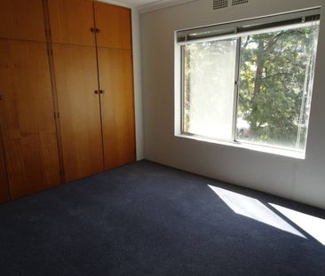 EASY LIVING IN CENTRAL LOCATION - Photo 2