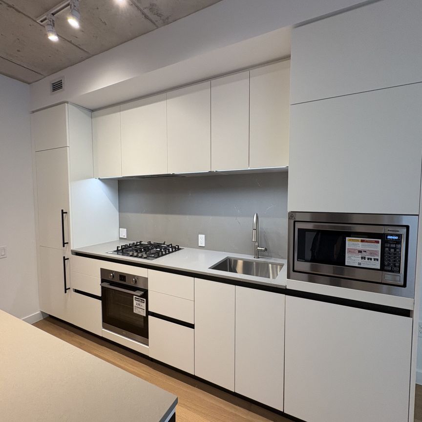 For Lease - 1720 Bayview Avenue Unit# 210, Toronto, Ontario - Photo 1