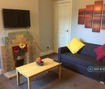 2 bedroom maisonette to rent - Photo 5