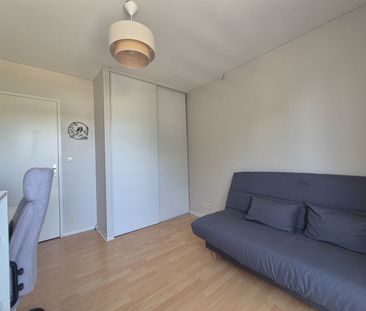Location Appartement 3 pièces 65m² - Photo 3