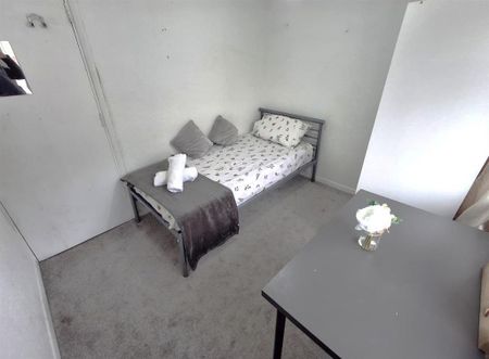 5 bedroom house share to rent - Photo 5