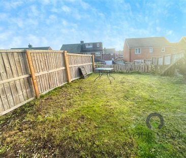 2 bedroom semi-detached house to rent - Photo 3