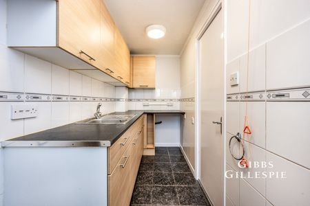 1 Bedroom Flat/Apartment to rent - Photo 3