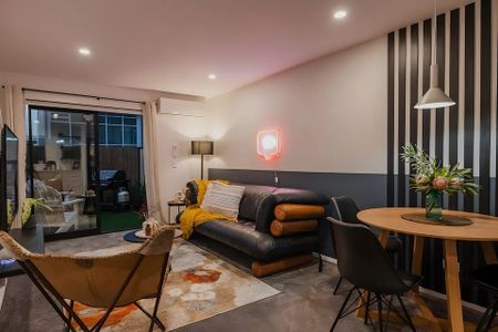 Fully Furnished and Equipped! - Photo 2