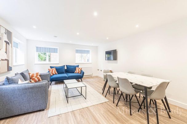 2 bedroom apartment to rent - Photo 1