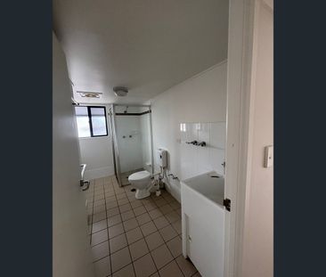 2/122 Alderley Avenue, Alderley, Qld 4051 - Photo 6