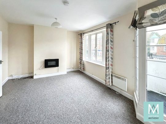 Goring Road, Goring-By-Sea - Photo 1