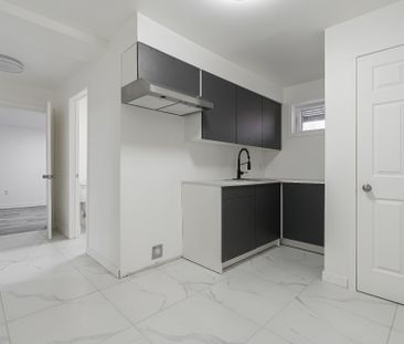 9161 Rue Bayne, #A - Photo 4
