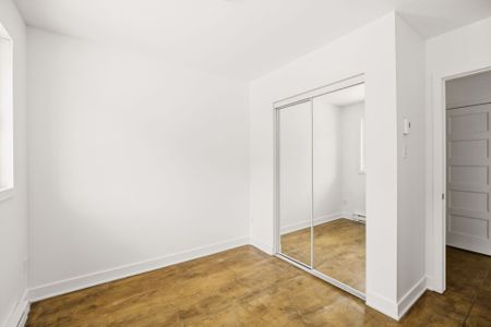 4039 Rue Prieur E., #2 - Photo 2