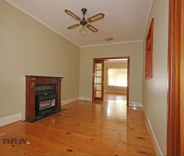 17 Errington Street, Plympton - Photo 3