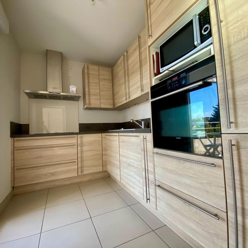 « VILLENEUVE-LES-AVIGNON - APPARTEMENT T4 105M² AVEC TERRASSE ET DOUBLE GARAGE » - Photo 1