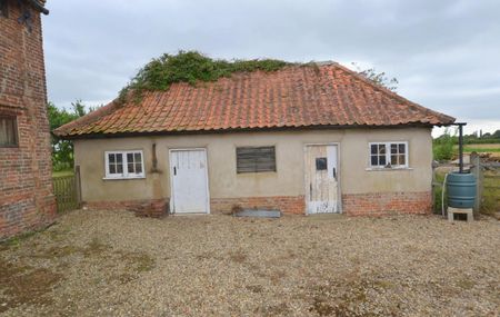 The Street, Hindolveston, NR20 5DG - Photo 3