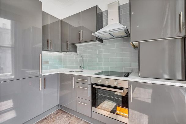 1 bedroom flat to rent - Photo 1