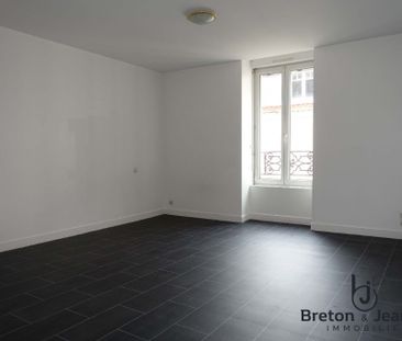 Location Appartement 1 pièce 23m² MAYENNE 53100 - Photo 1