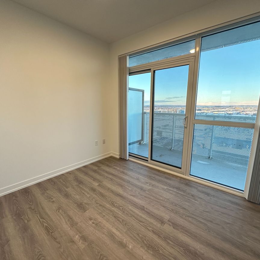 For Lease - 8 Interchange Way Unit# 2206, Vaughan, Ontario - Photo 1