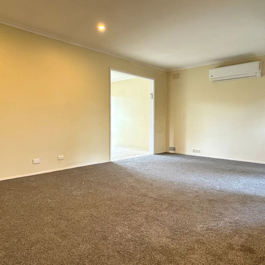 THIS PROPERTY FEATURES: - Photo 1