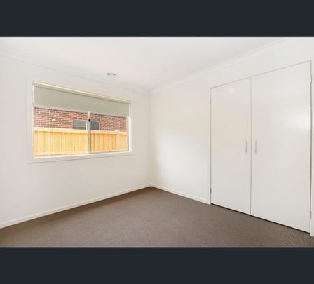 28 Mistral Way, Beveridge, Vic 3753 - Photo 1