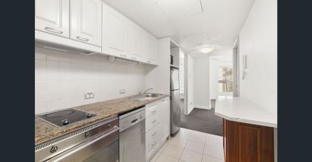 ENJOY ABSOLUTE CONVENIENCE WITH CIRCULAR QUAY LOCATION | Unfurnished - Photo 5