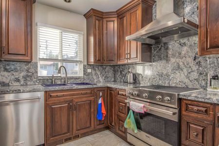 6454 109 Street #UPPER, Delta, BC V4E1H3 - Photo 4