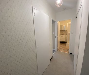 Location Appartement 2 pièces 40m² ROANNE 42300 - Photo 3