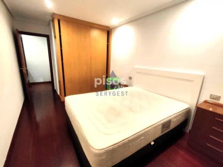 Piso en alquiler en Casco Viejo - Foto 4