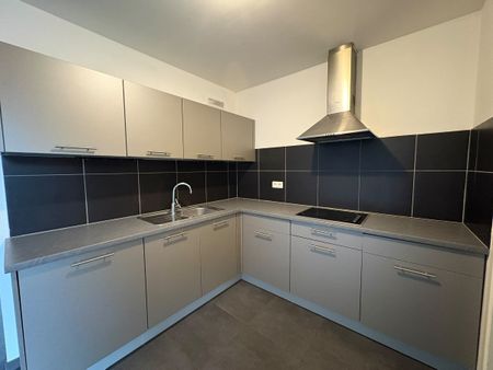 Instapklaar duplexappartement met 2 slpks in Zonhoven. - foto 4
