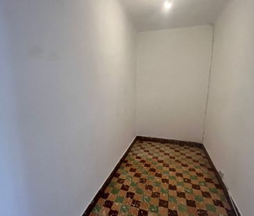 CHATEAURENARD - Appartement avec 2 chambres, bureau et terrasse., - Photo 4