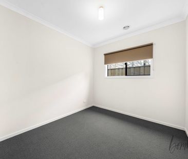 Brand New Family Home - Photo 6