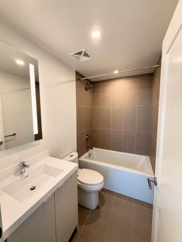 For Lease - 60 Central Park Roadway Park Unit# PH 02, Toronto, Ontario - Photo 5