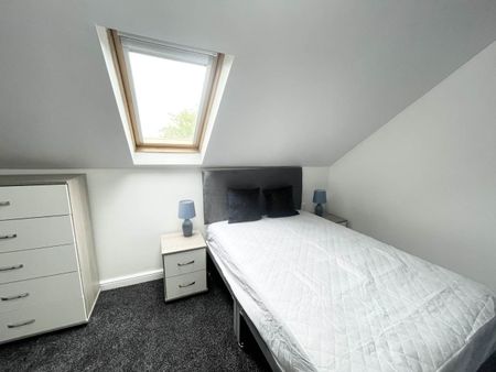 De Lacy Mount (room 6), Kirkstall, Leeds - Photo 5