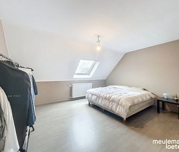 Lichtrijke woning met inpandige garage - Foto 1