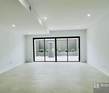 Brand New, Modern & Spacious Living in Prime Girraween Location - Photo 1