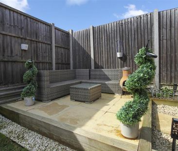 2 bedroom semi-detached house to rent - Photo 3