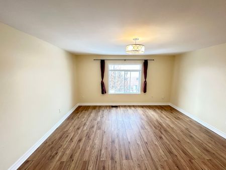 For Lease - 1050 Bristol Road Unit# 103, Mississauga, Ontario - Photo 3