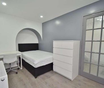 Winnall, SO23 - Photo 2