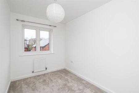 3 bed terraced house to rent in Elderberry Road, Solihull, B90 - Photo 5